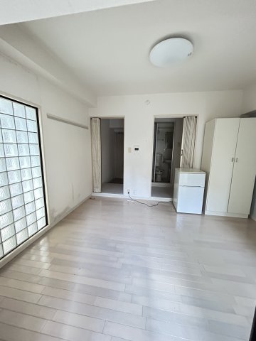 ジョイフル六甲Vの居間写真