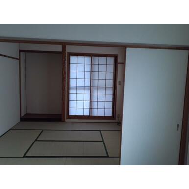 メリーパーク山手の居間写真