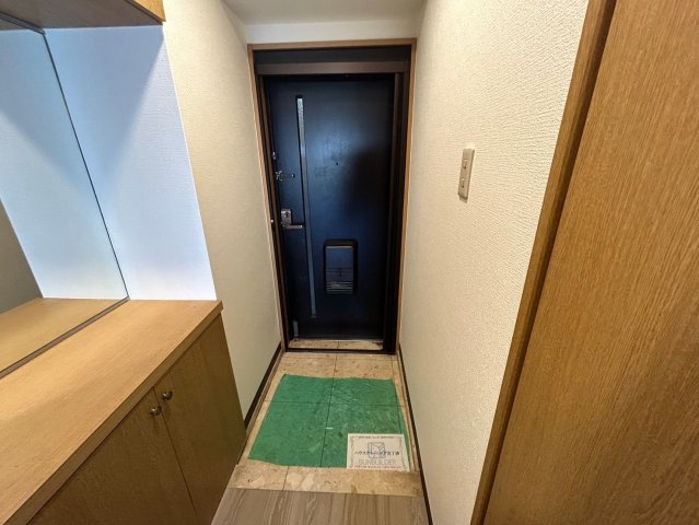 サンビルダー城ノ下の玄関写真