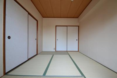ファミリーハイツ徳井の居間写真
