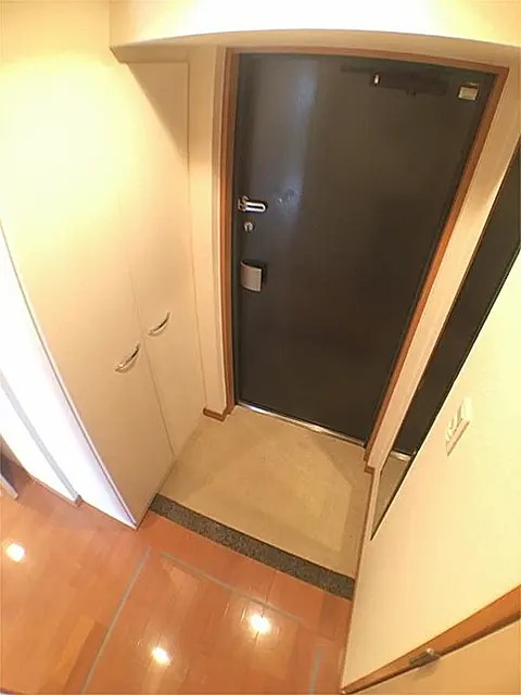 プレサンス神戸駅前グランツの玄関写真