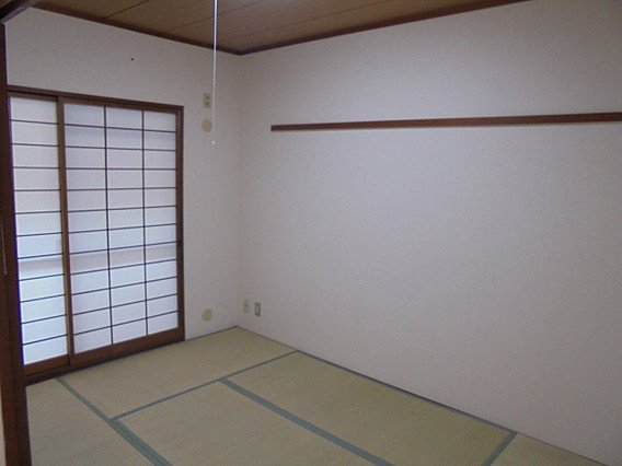 グランドメゾン六甲箕岡の居間写真