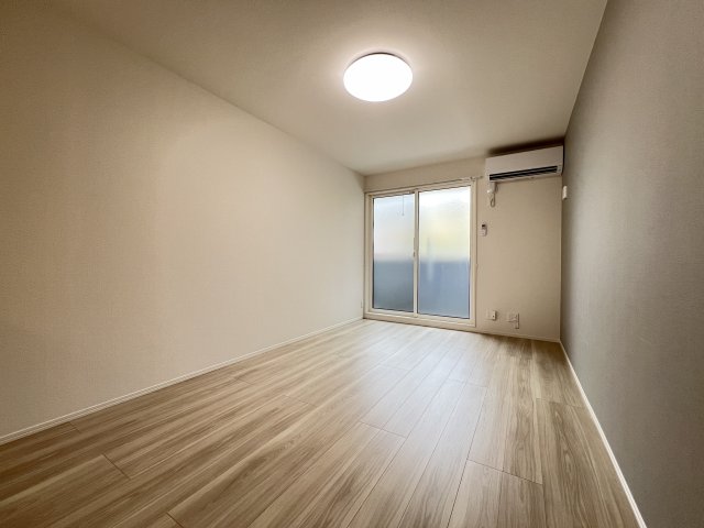 アルコイリス上筒井の居間写真