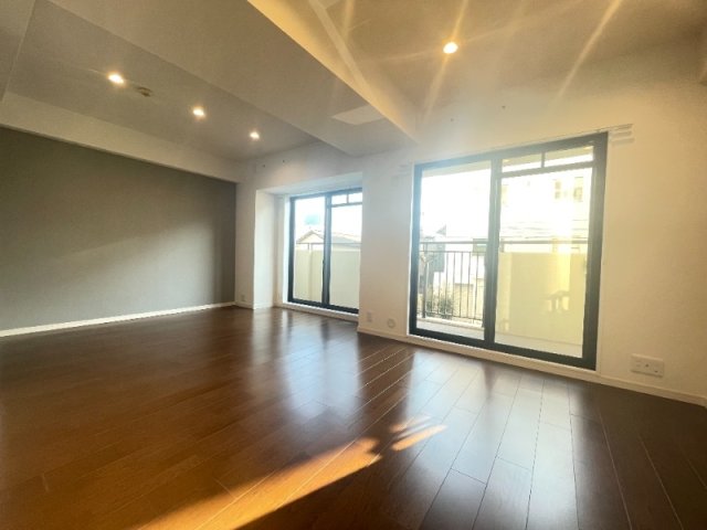 芦屋パインクレストの居間写真