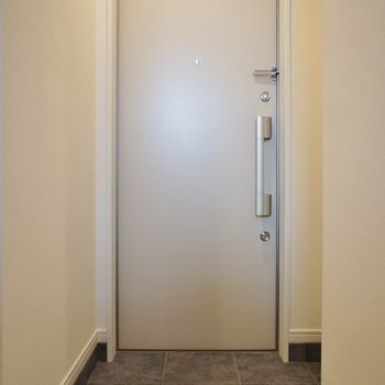 グランメール岩屋の玄関写真