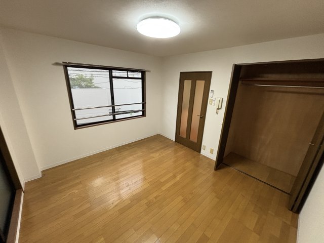 コスモハイツの居間写真