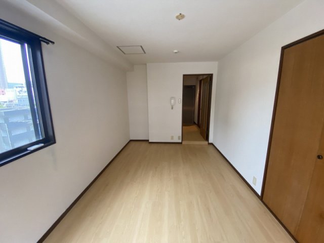 ITビルの居間写真