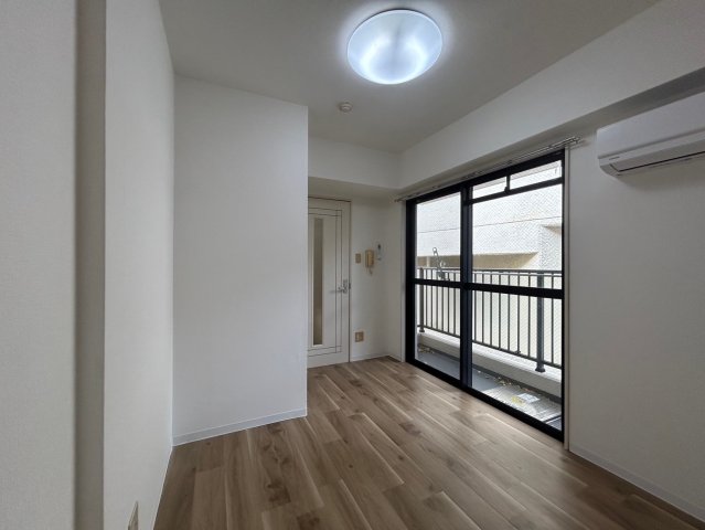 ラムール六甲山ノ手の居間写真