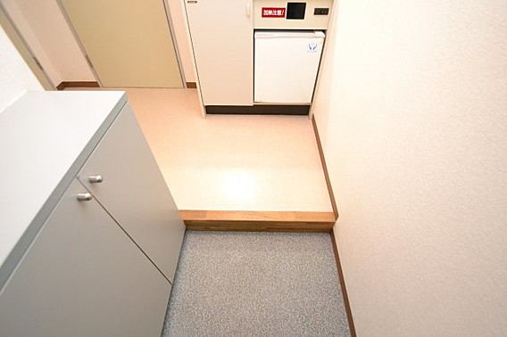 アパ六甲の玄関写真