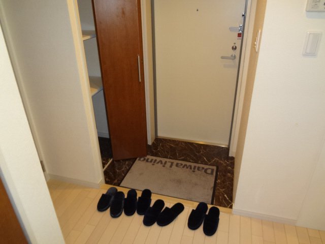 WELLBEAR新神戸の玄関写真