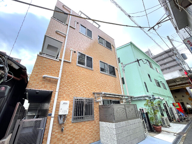 中天マンションの外観写真