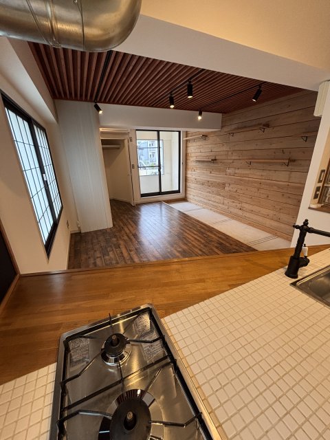 大桝マンションの居間写真