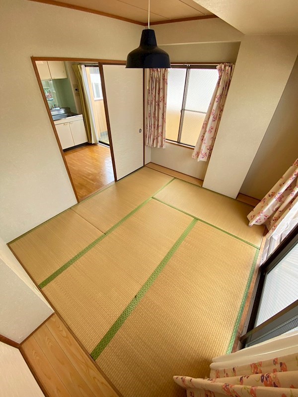 東芦屋マンションの居間写真