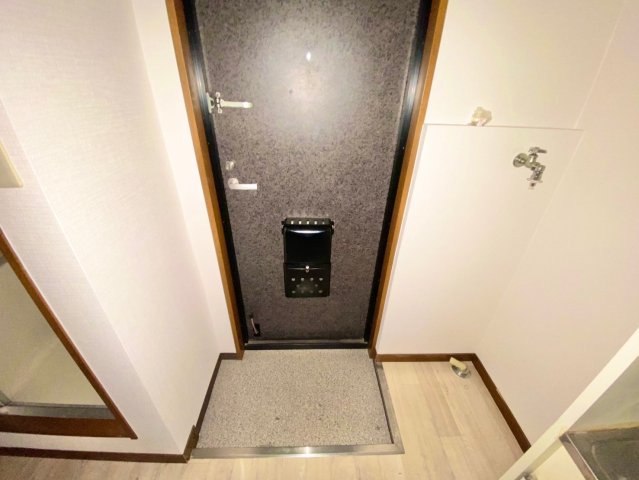 住吉VALORE2の玄関写真