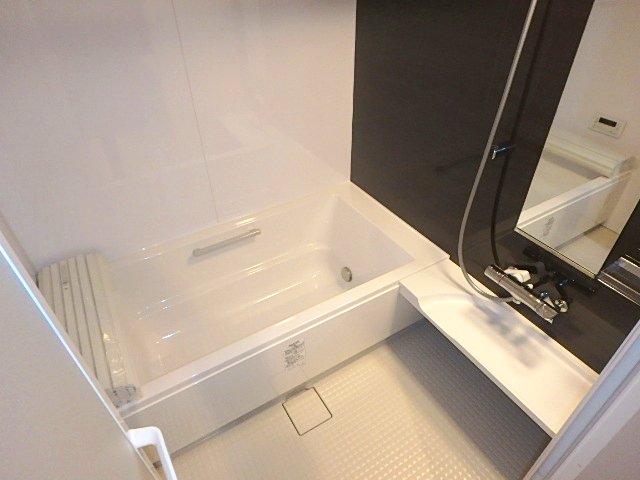LaLaBrezza芦屋翠ヶ丘の風呂写真
