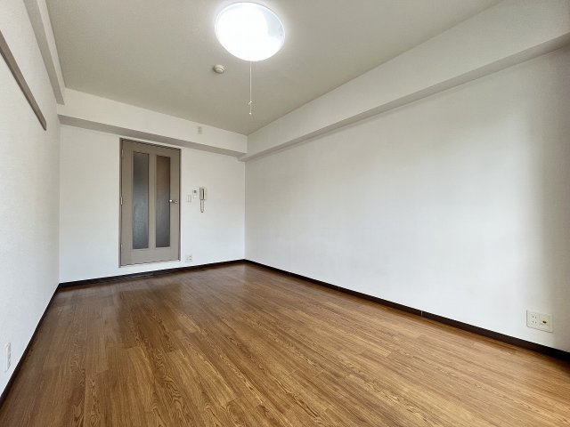 JUN中山手の居間写真