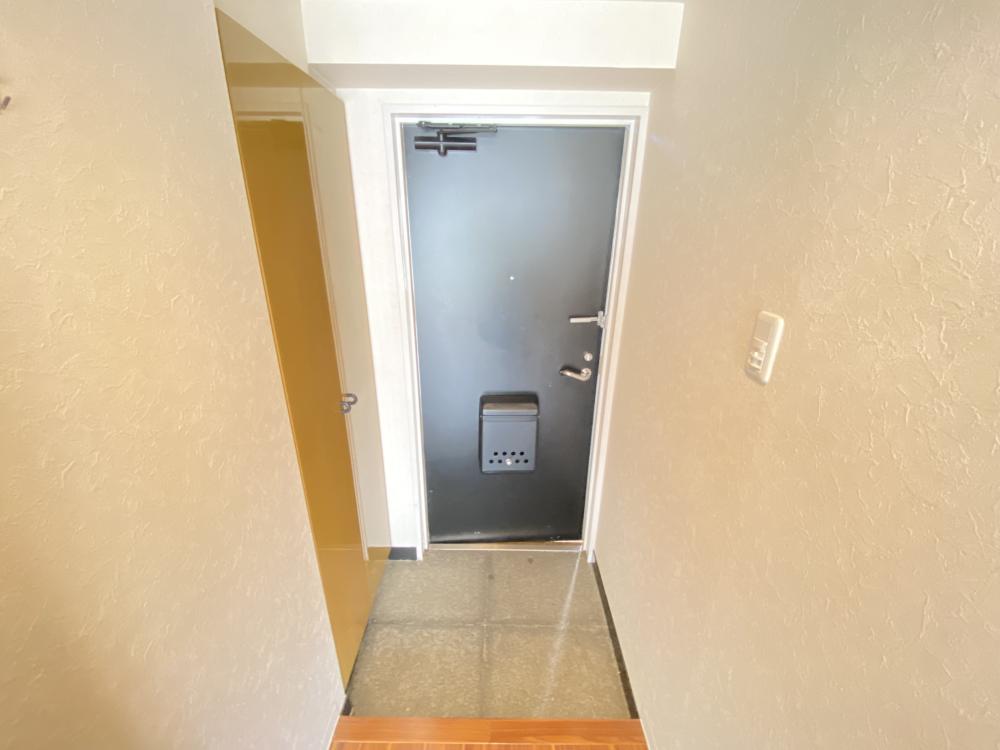 ホープ芦屋の玄関写真