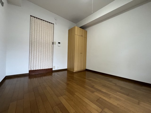 ロジュマン六甲の居間写真
