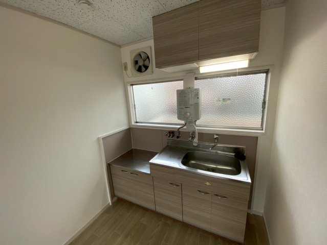 呉川町ハイツのキッチン写真