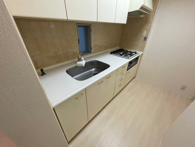 パーク・ハイム芦屋翠ヶ丘20番地B棟のキッチン写真