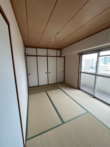 グランドハイツ岸本の居間写真