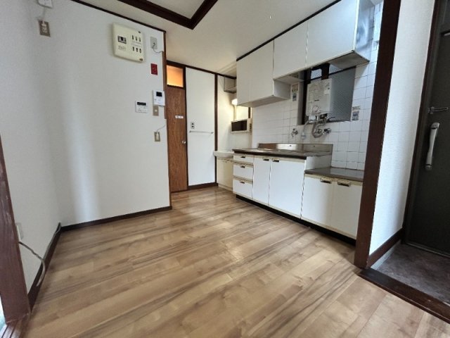 六甲コーポラスの居間写真