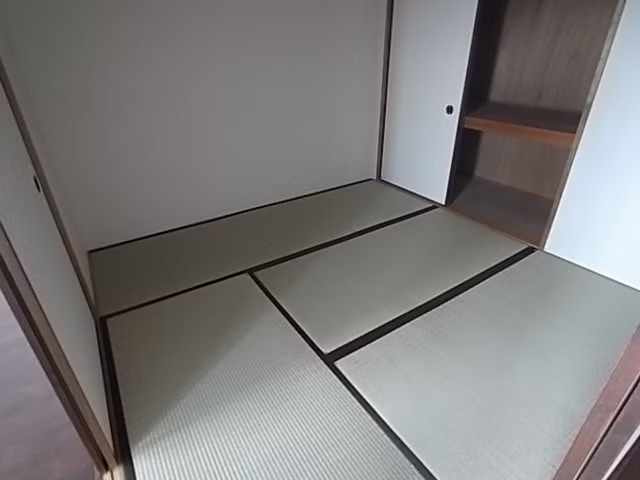 グリーンエクセル甲南の居間写真