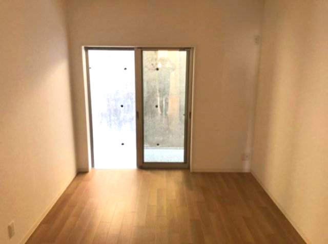 ヴィレッタ城之下の居間写真