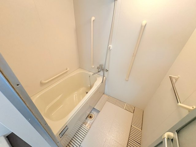 フレシア西宮の風呂写真