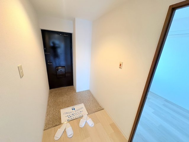 フレシア西宮の玄関写真