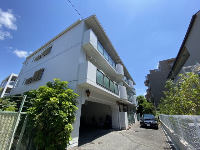 カウリー芦屋の外観写真
