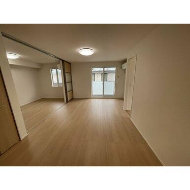ディアコート芦屋大原町の居間写真