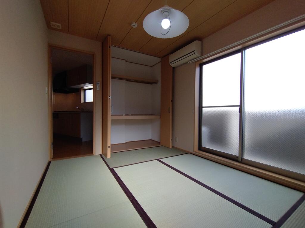 伊東ハイツの居間写真