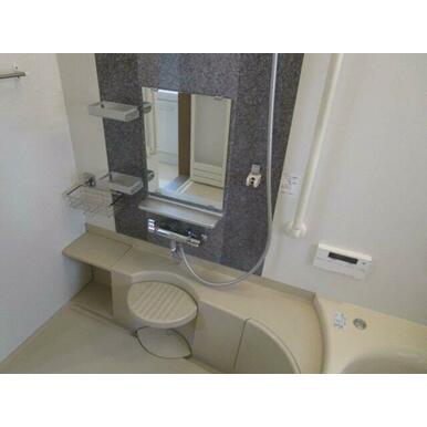 東芦屋町テラスハウスの風呂写真