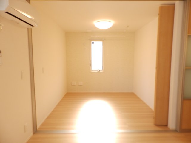 La Maison高羽町の居間写真