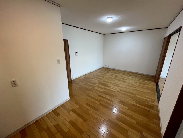 芦屋山ノ手アーバンライフの居間写真