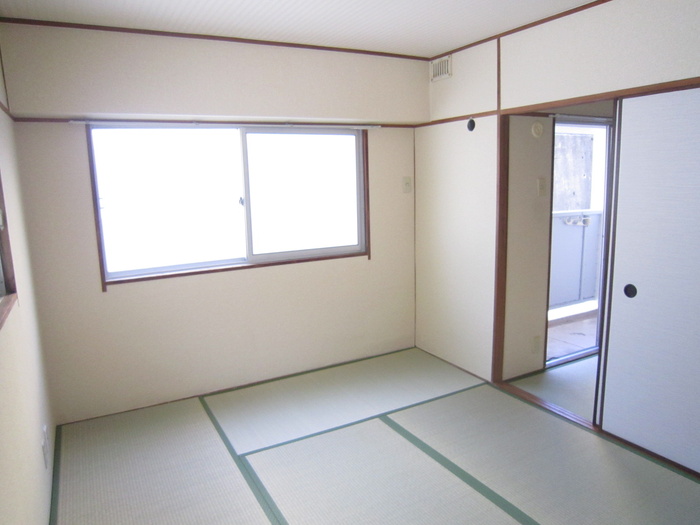 グリーンヒル芦屋の居間写真