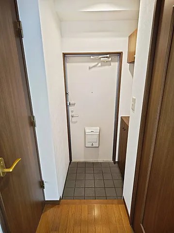 シャンテ本山の玄関写真