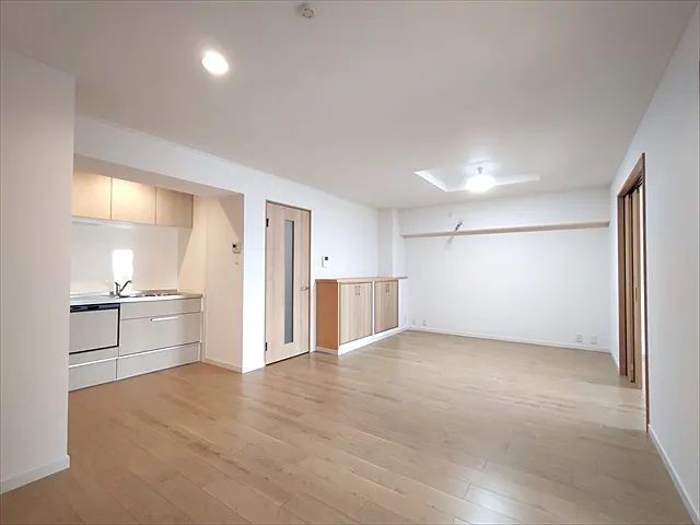 東芦屋ハイツの居間写真