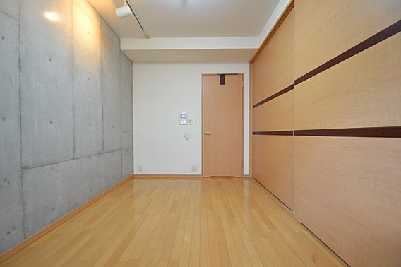 アーバングリーン神戸元町の居間写真