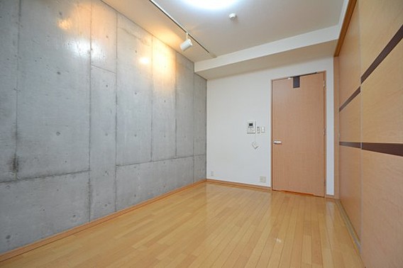 アーバングリーン神戸元町の居間写真