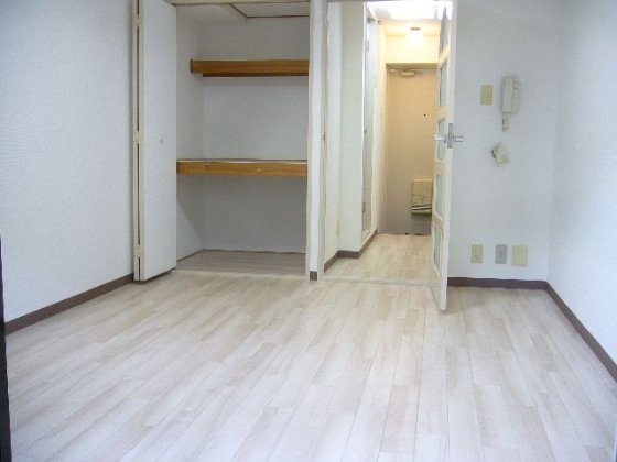 リアライズ摂津本山の居間写真