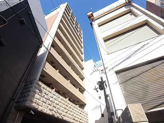 プレサンス三宮エレガンシアの外観写真