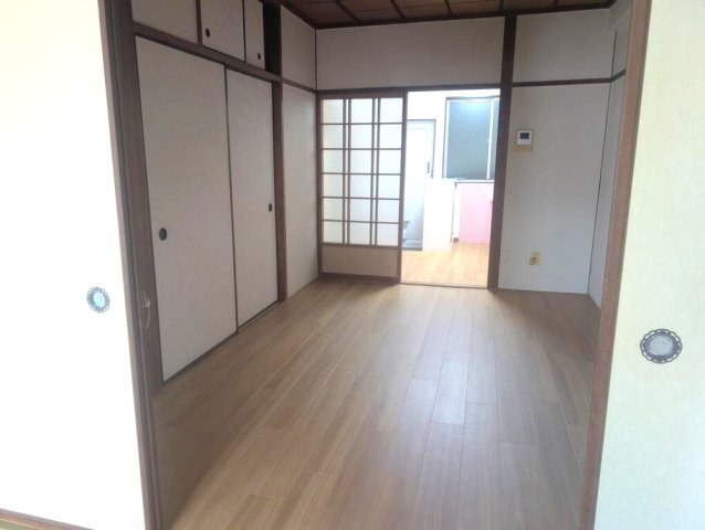 住吉パームスの居間写真