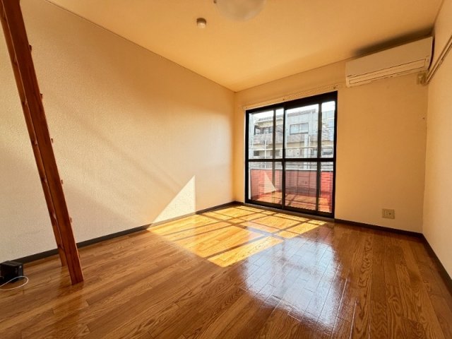 エテュード芦屋川の居間写真