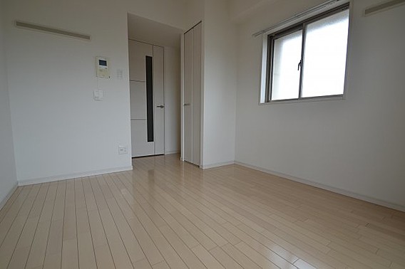 プレサンス三宮東アルバーナの内装写真