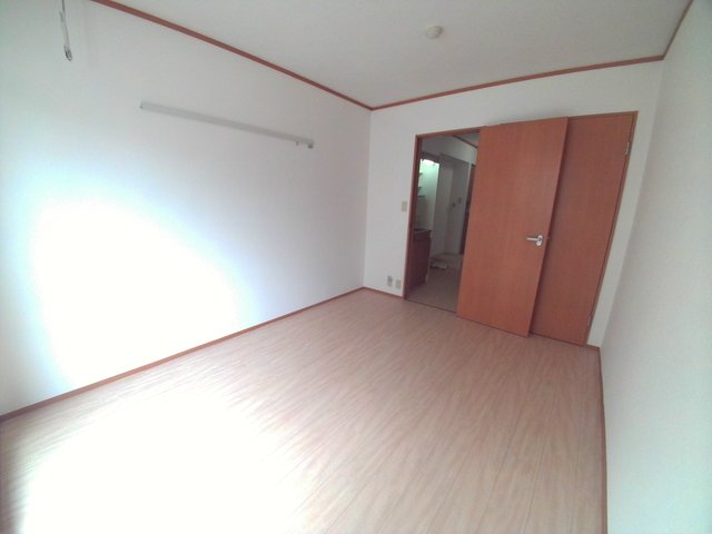 ヘーベル青木の居間写真