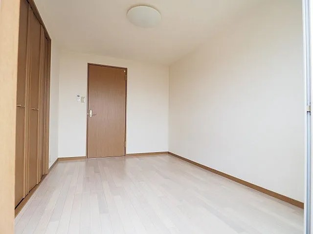 ニュー楠丘の居間写真