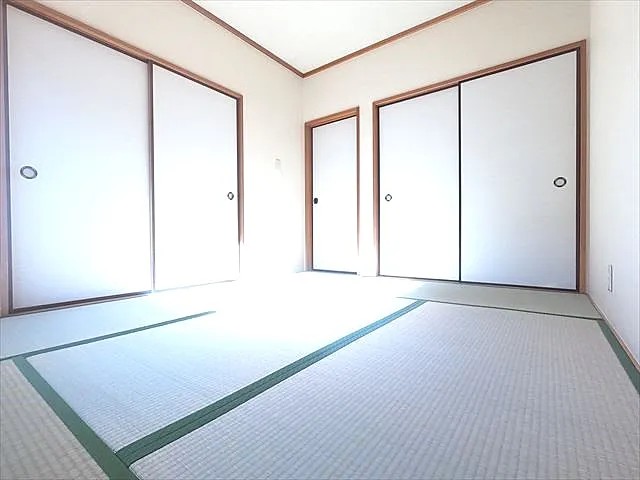 シャルマン御影の居間写真