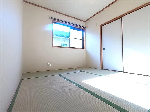 シャルマン御影の居間写真